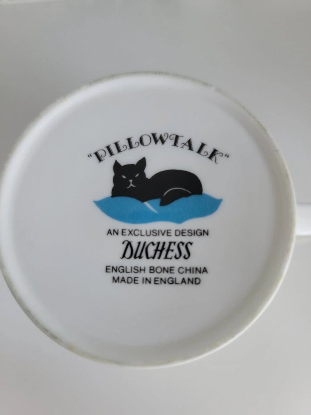 Duchess Cat Mug: Pillow talk; Mom and kitten, made in England, EUC - Picture 8 of 8